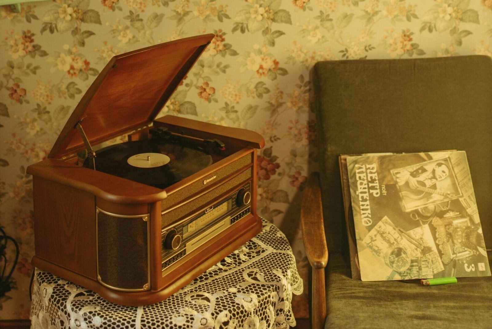 Vitrola vs toca-discos